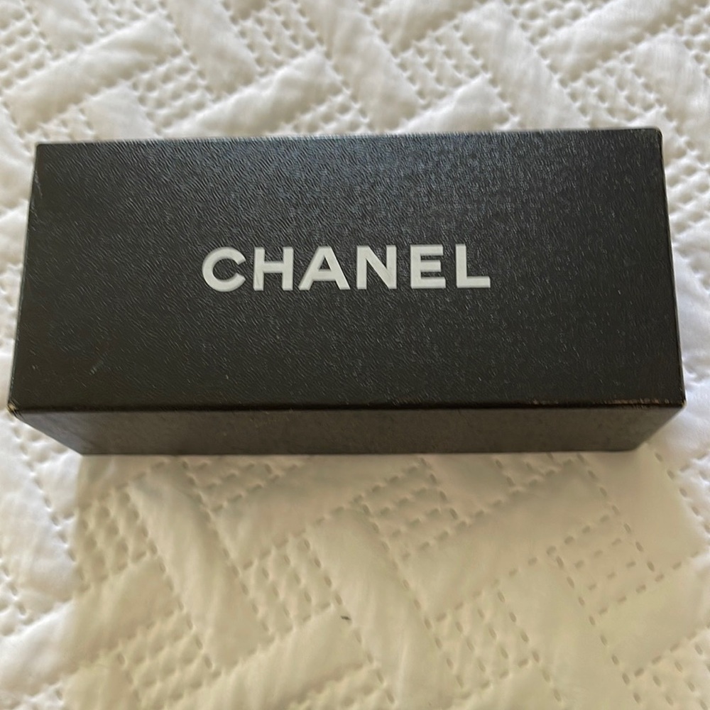 Chanel sunglasses with case and box